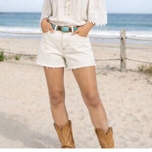 Altar'd State Womens Chalk White Cut-Off Denim Shorts Sz 27 NWT Coastal Boho